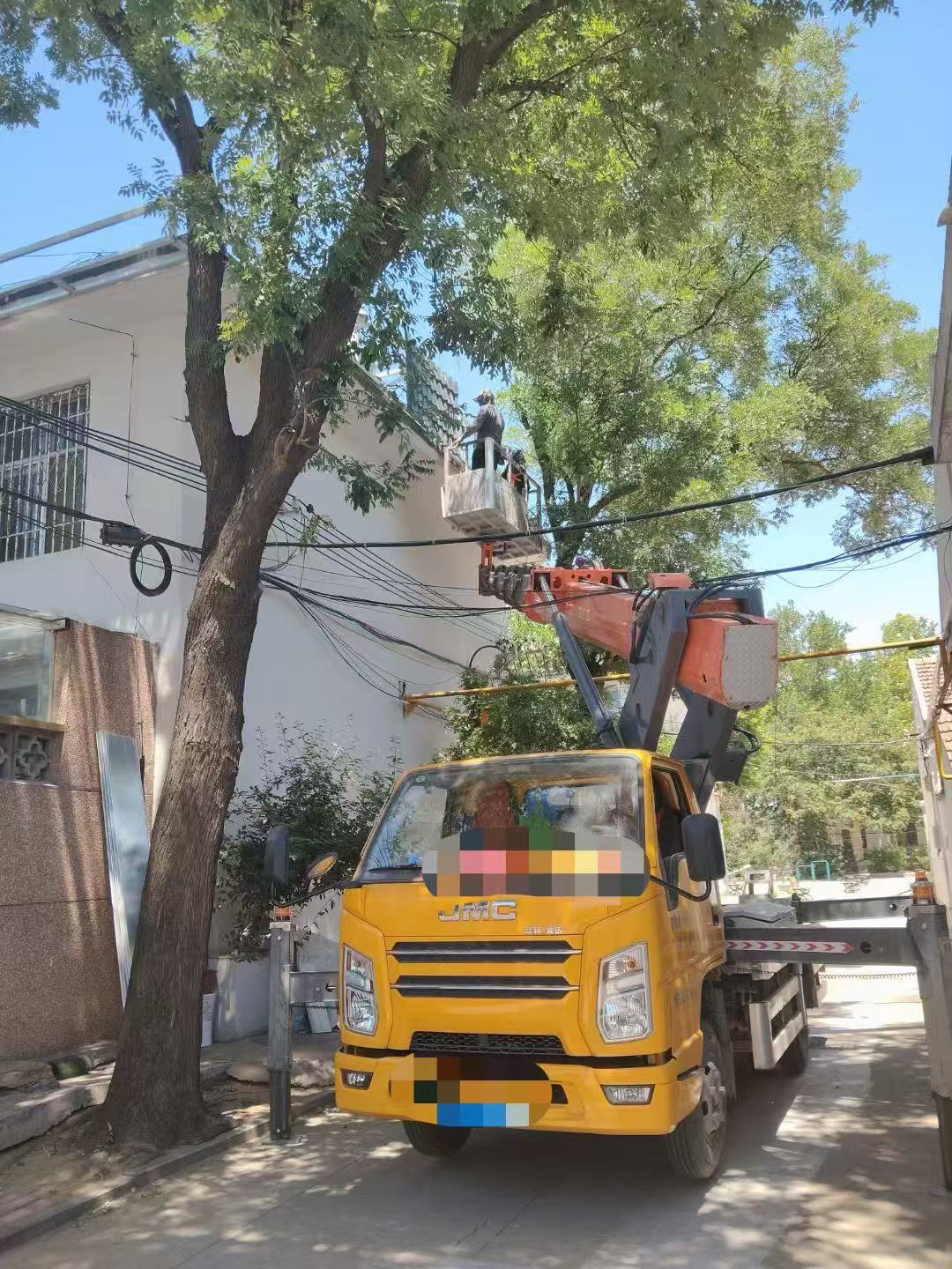 鄞州区高空作业车能吊装重物吗？最大承载多少公斤？